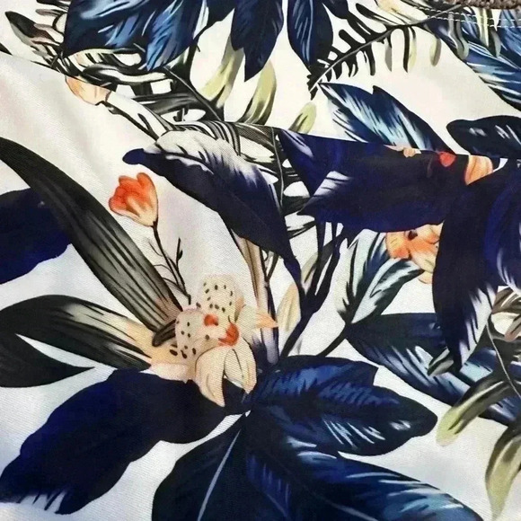 Zaful bikini Medium 1950s two-piece blue and white floral summertime pool beach - Picture 5 of 16